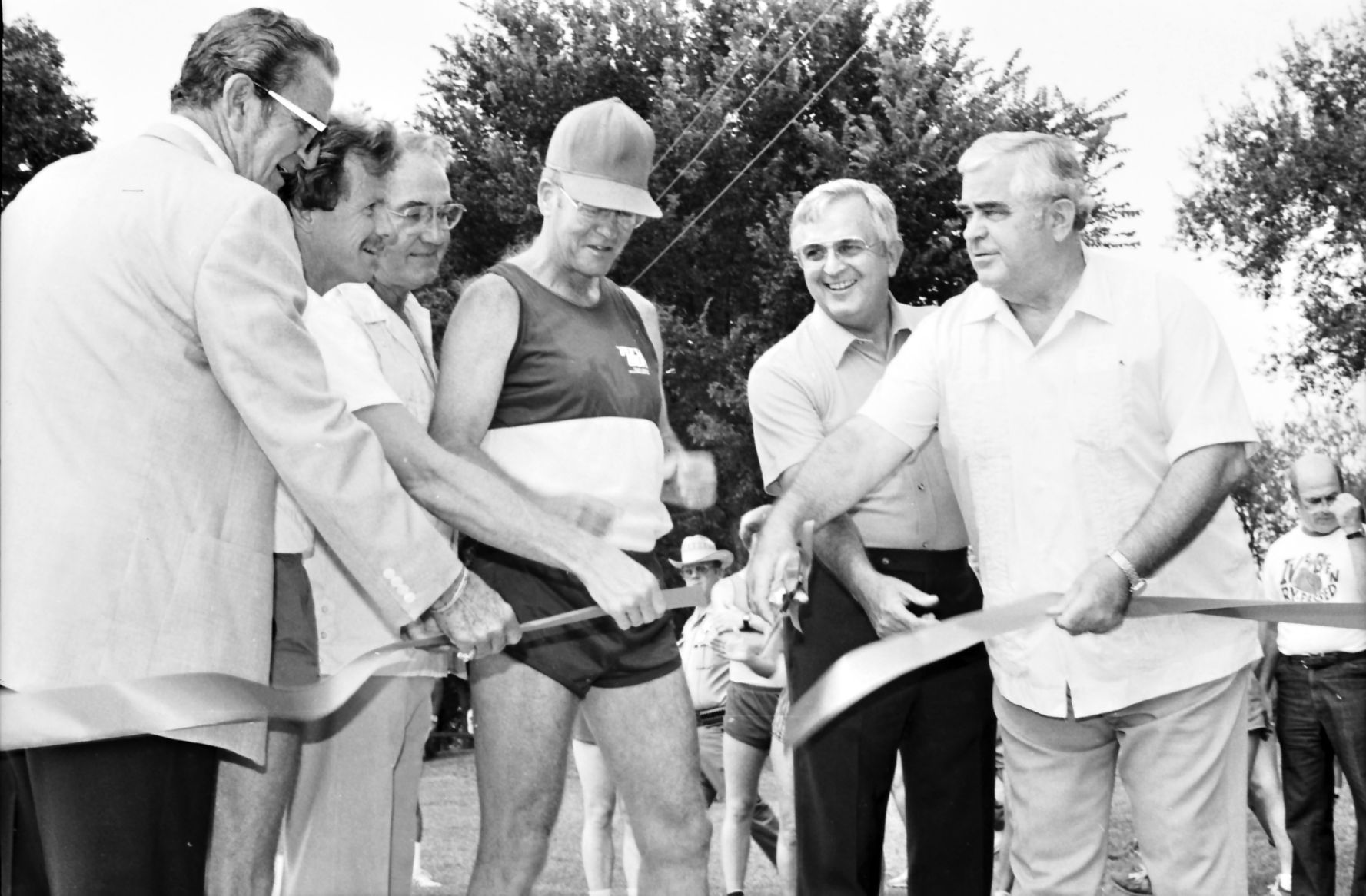 LaFortune Park trail: Ribbon cutting